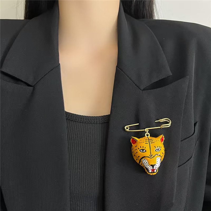 우아한 에나멜 호랑이 브로치 핀 여성용 스타일리시한 서 - Women'S Accessories For Formal Wear 리뷰 및 가격